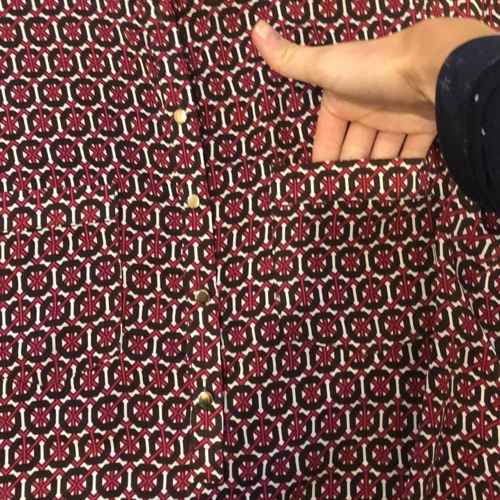 ⚡️⚡️ H&M Patterned Blouse ⚡️⚡️ - Picture 2 of 4